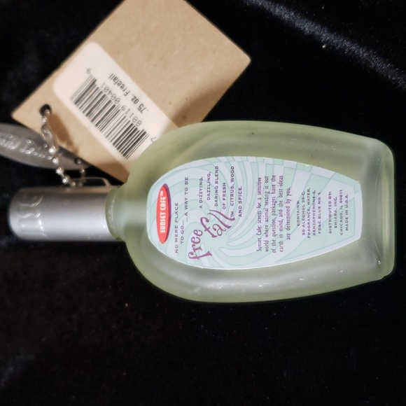 Free Fall Body Mist - Green - Picture 9 of 11